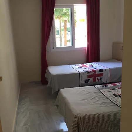 Dama De Noche-puerto Banus Apartment Marbella